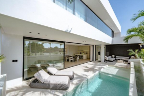 Villa Uma - Neutral Tones 4BR Designer Villa